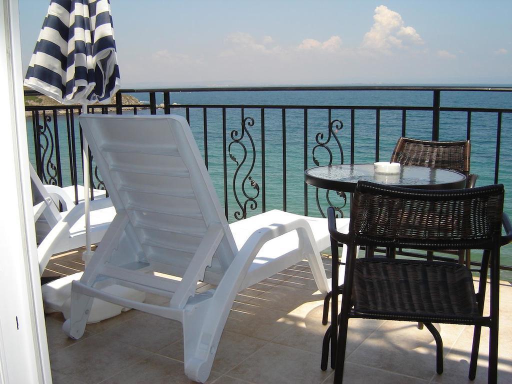 Villa Lazuren Bryag 2 Τσερνομόρετς Δωμάτιο φωτογραφία